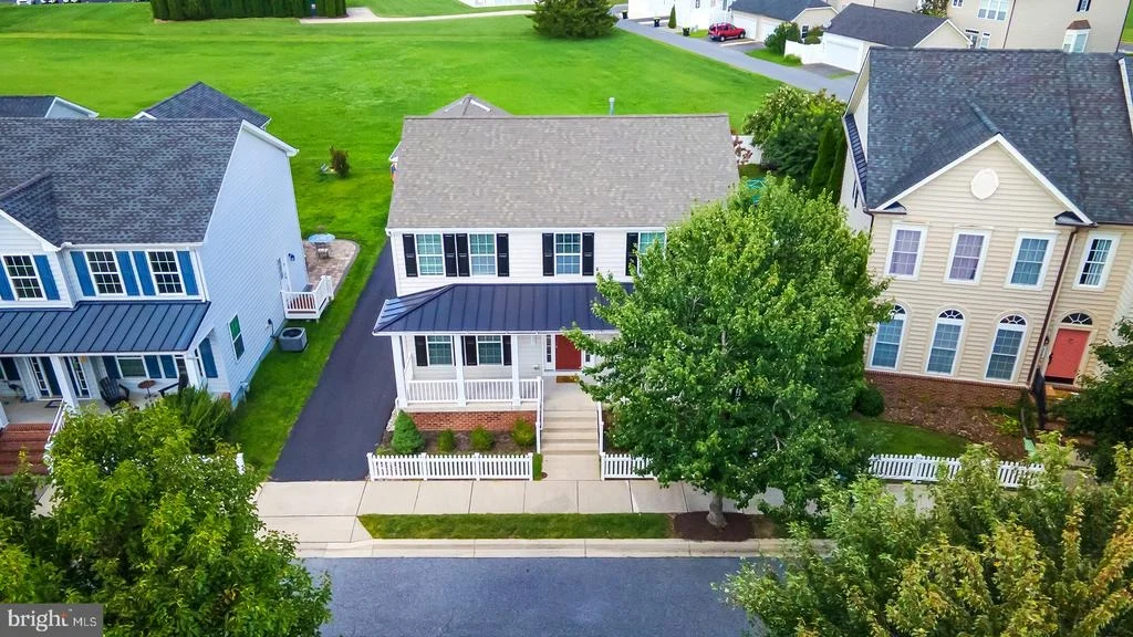 Photo of 327 CARLTON DRIVE