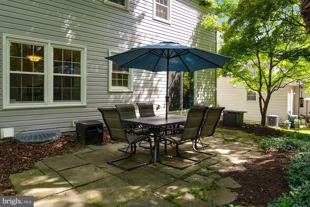Photo of 9514 WALLINGFORD DRIVE