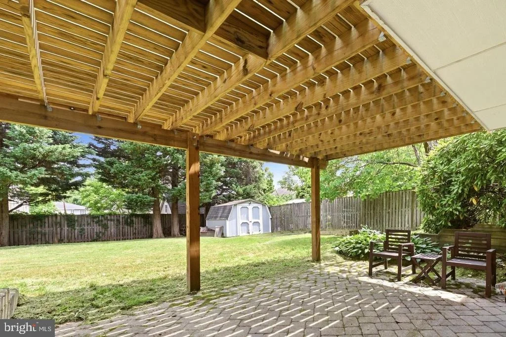 Photo of 11117 MIDVALE ROAD