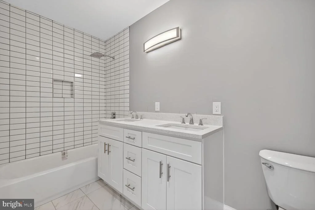 Photo of 401 LINDEN AVENUE