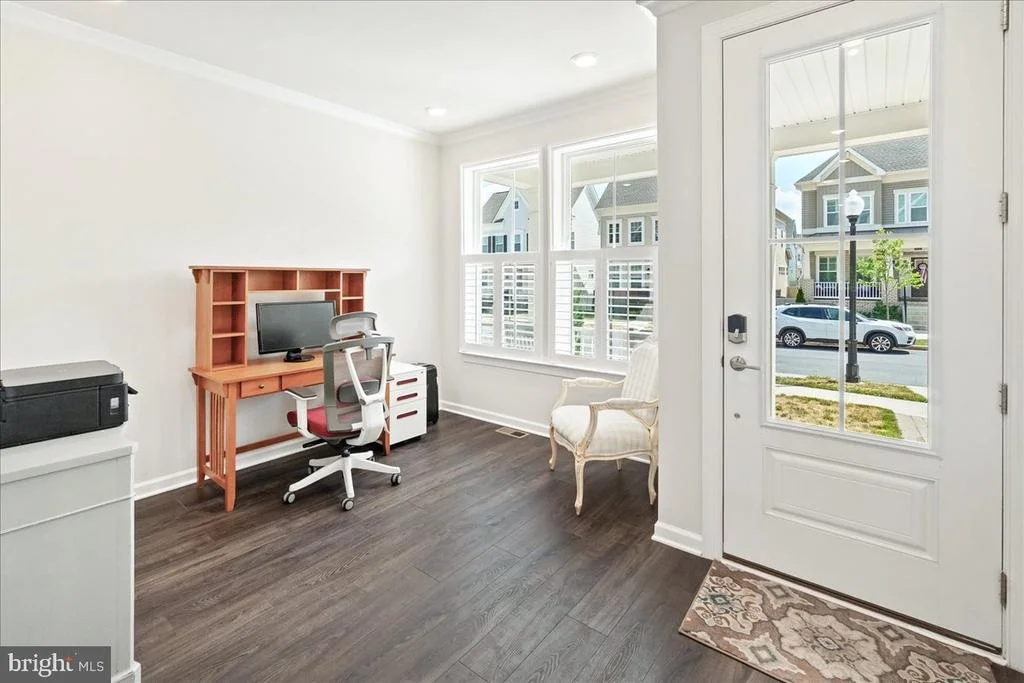Photo of 5211 CONTINENTAL DRIVE