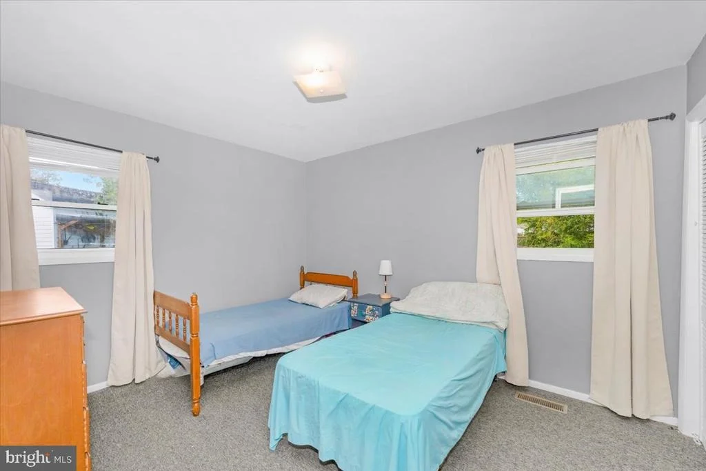 Photo of 302 MANOR COURT