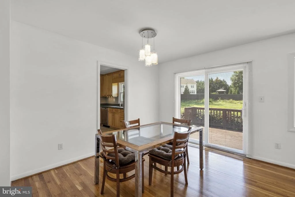 Photo of 18008 MUNCASTER ROAD