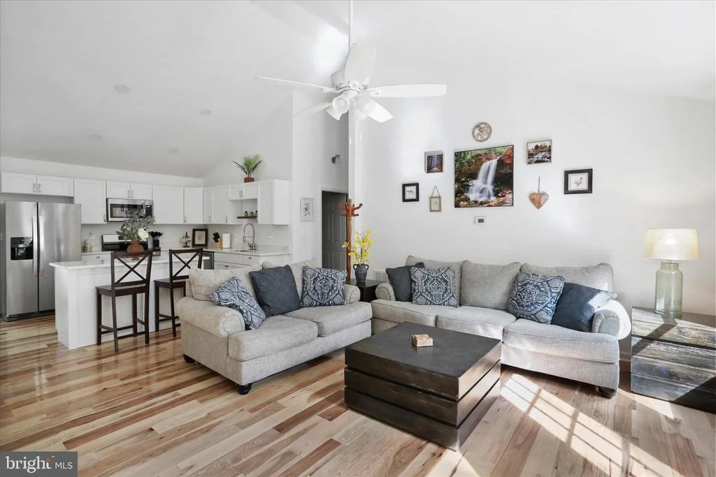 Photo of 598 CRAB APPLE ROAD
