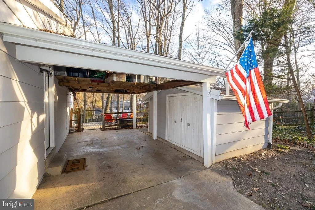 Photo of 9515 STEVEBROOK ROAD