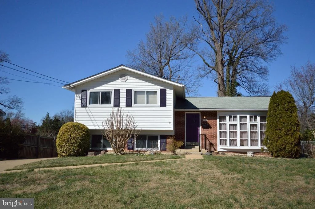 Photo of 7456 MADEIRA PLACE
