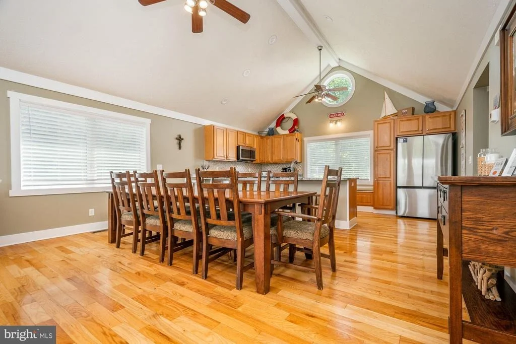 Photo of 25 SILVER TREE LANE