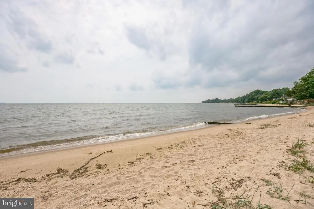 Photo of 3963 BAYSIDE DRIVE