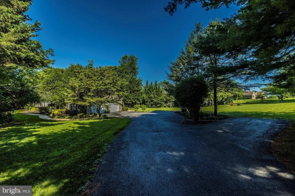 Photo of 4824 OLD MIDDLETOWN
