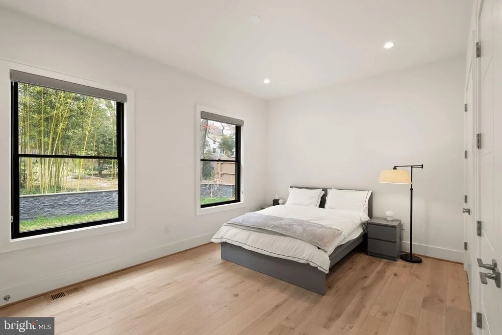 Photo of 1054 KINGLET COURT