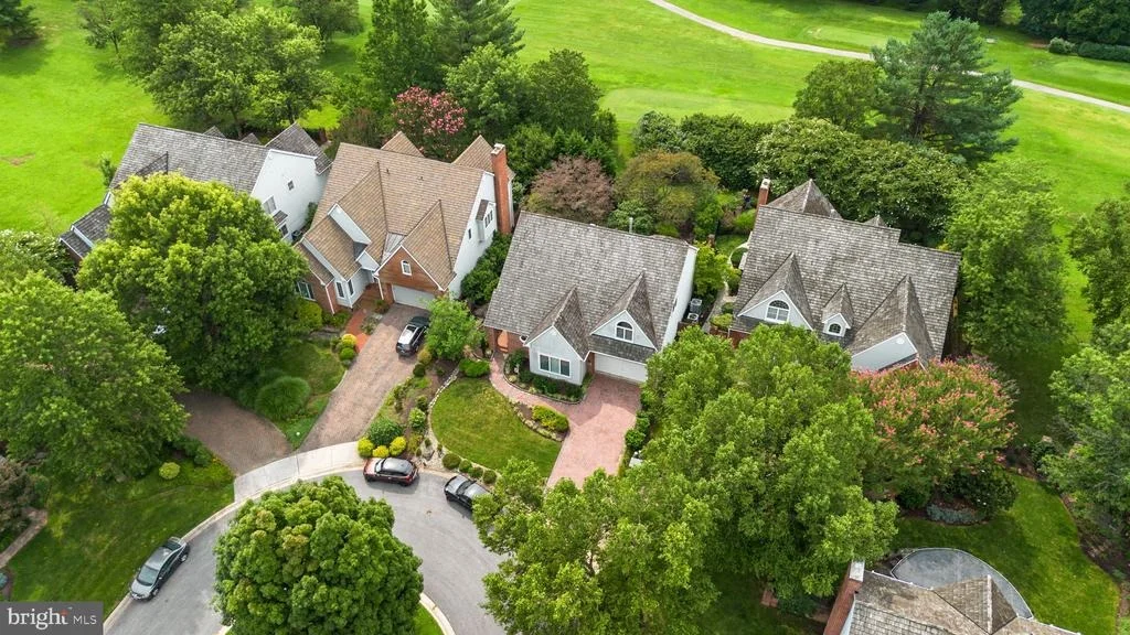 Photo of 11210 SHADOWMERE MEWS