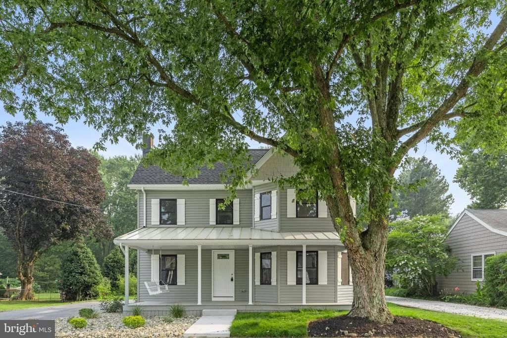 Photo of 12 BURLEY STREET
