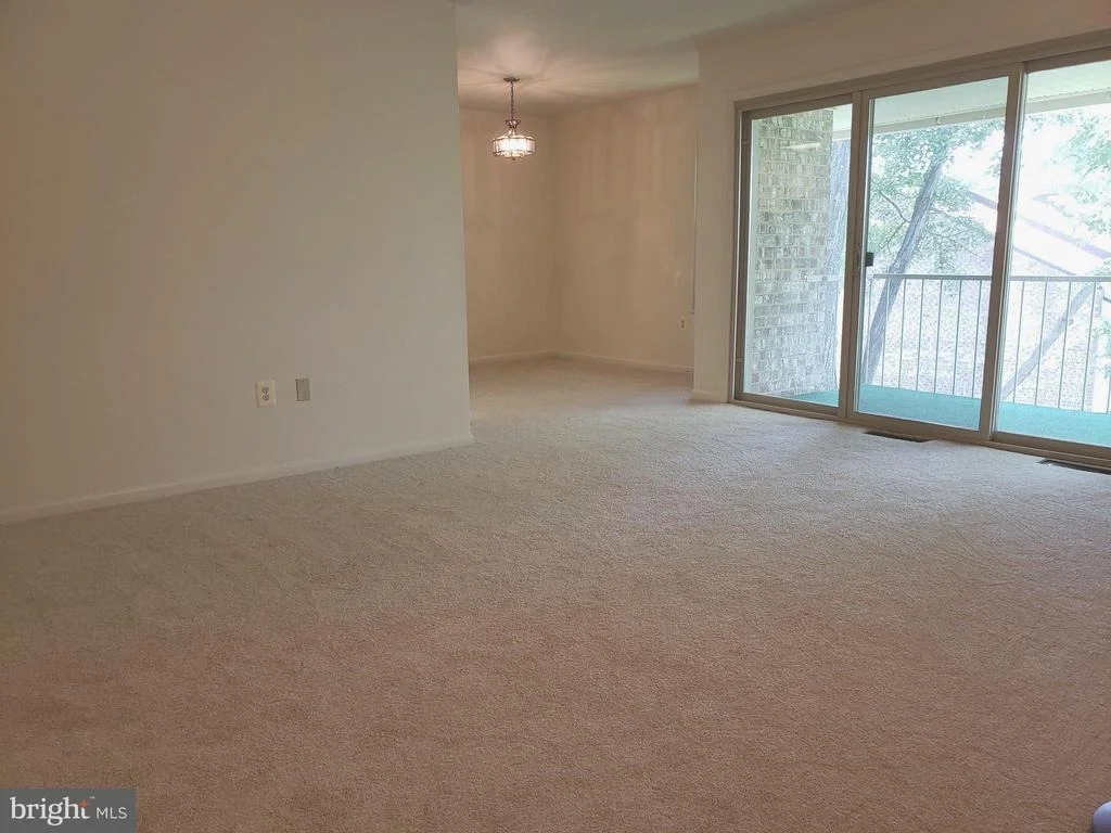 Photo of Unit 73C at 3600 GLENEAGLES DRIVE