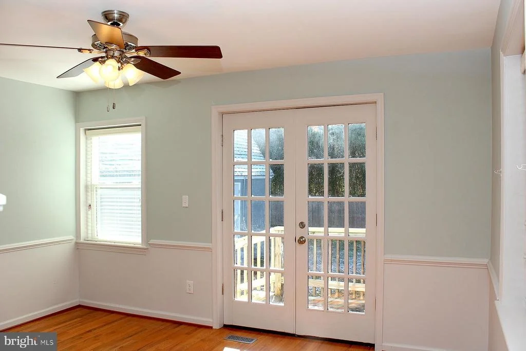 Photo of 719 MAPLETON ROAD