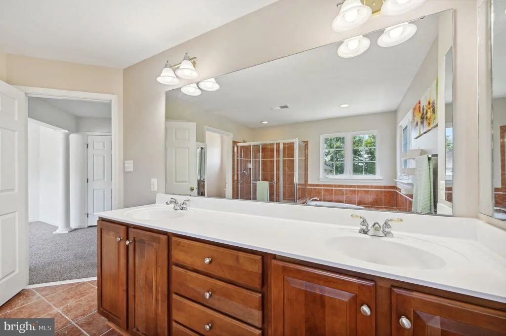 Photo of 2132 CHESTNUT LANE