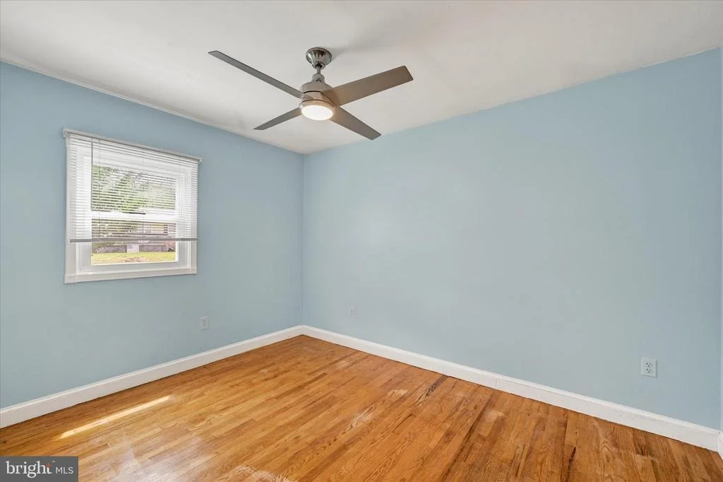 Photo of 1202 HILLCREEK ROAD