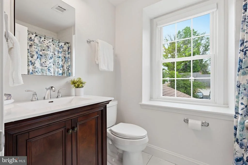 Photo of 1122 BETTSTRAIL WAY