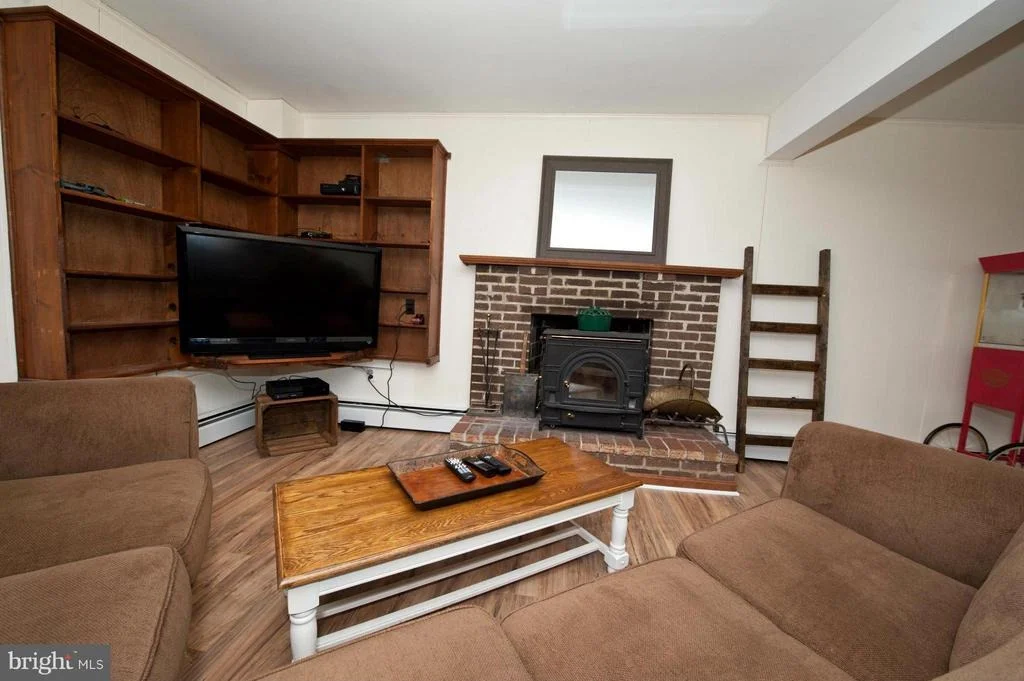 Photo of 5002 LEE HILL CIRCLE