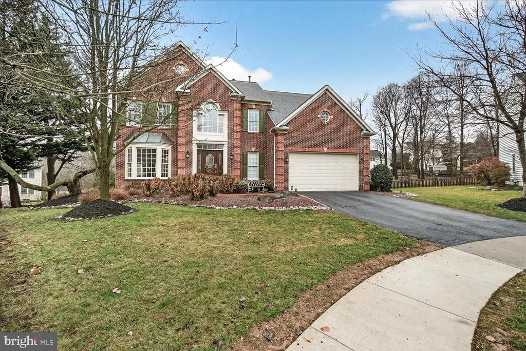 Photo of 6434 BELLEVUE PLACE