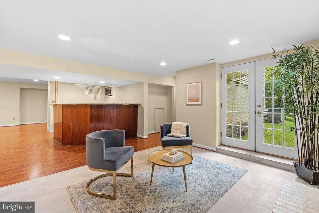 Photo of 6832 COMPTON HEIGHTS