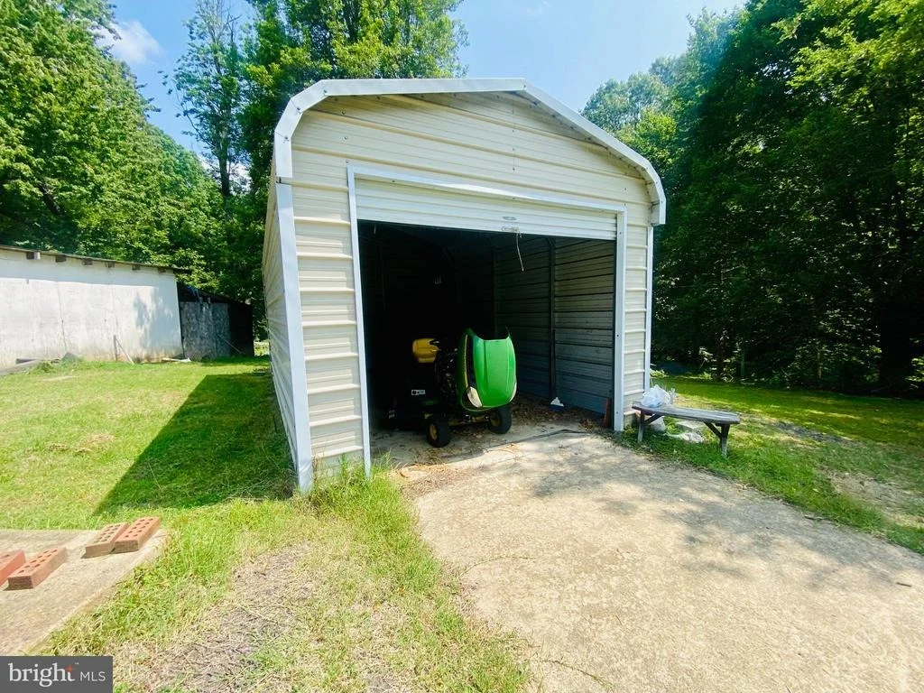 Photo of 17341 JOPLIN ROAD