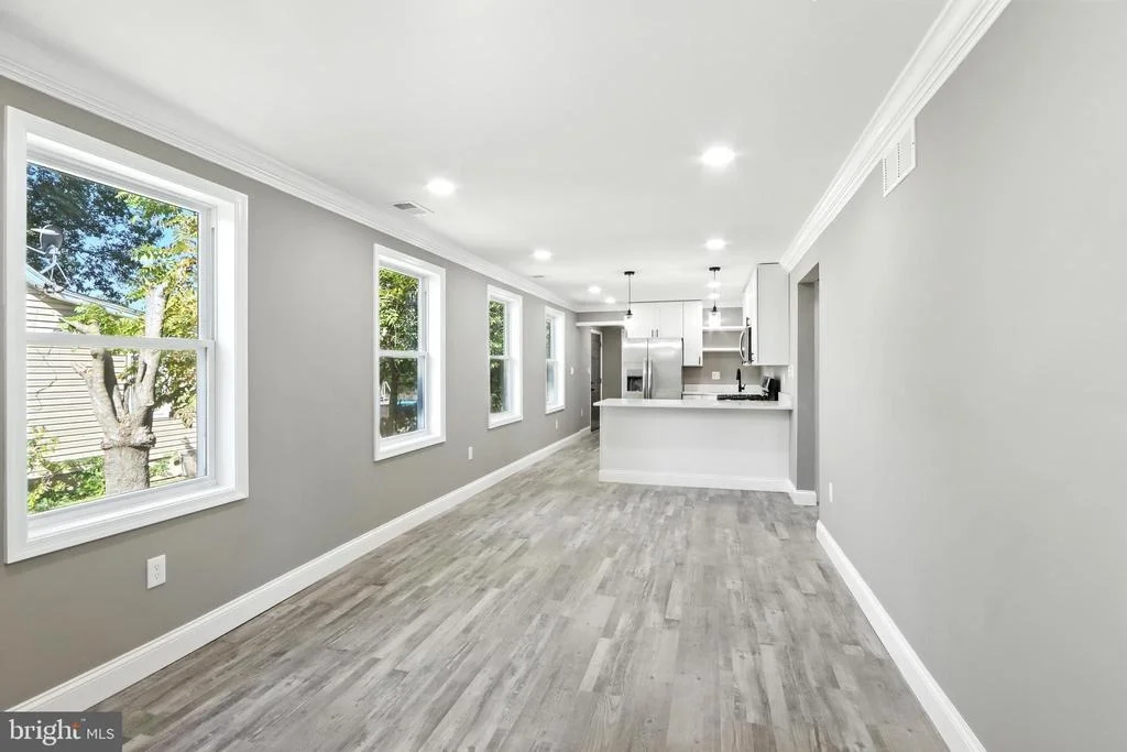 Photo of 310 AUDREY AVENUE