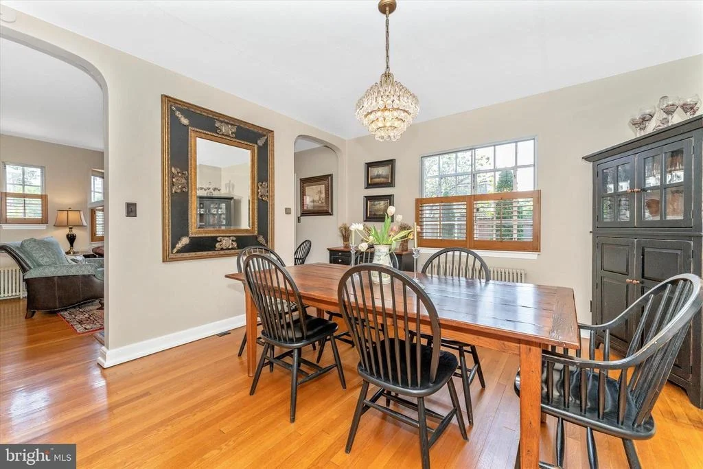 Photo of 402 W 2ND STREET