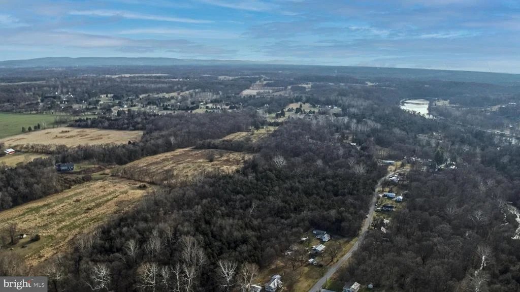 Photo of 8103 AVIS MILL ROAD