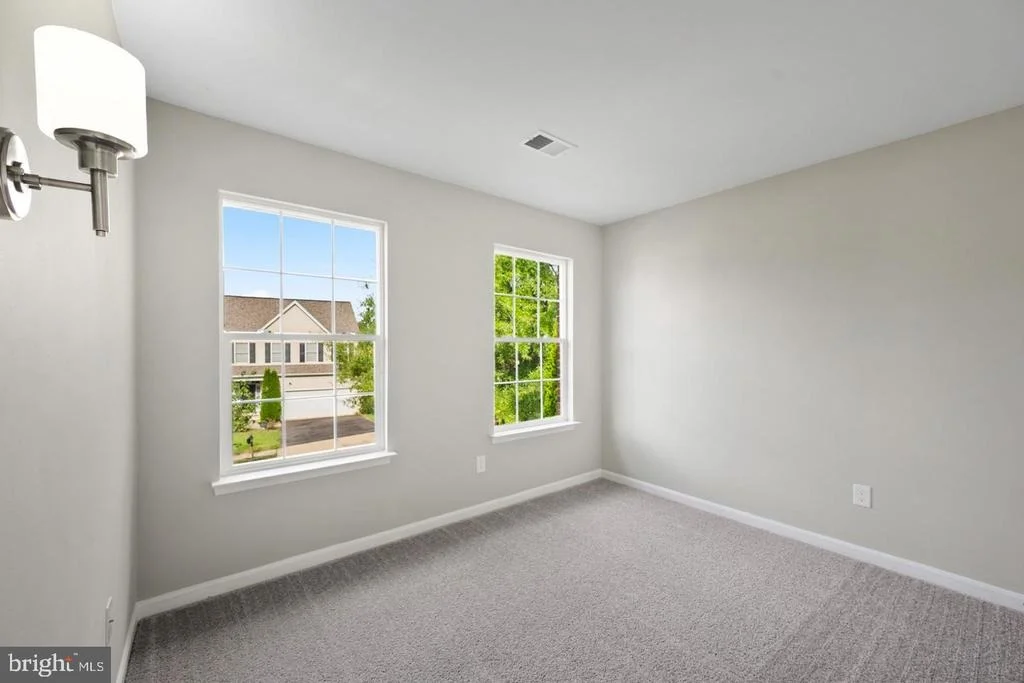 Photo of 927 FAIRWOOD DRIVE