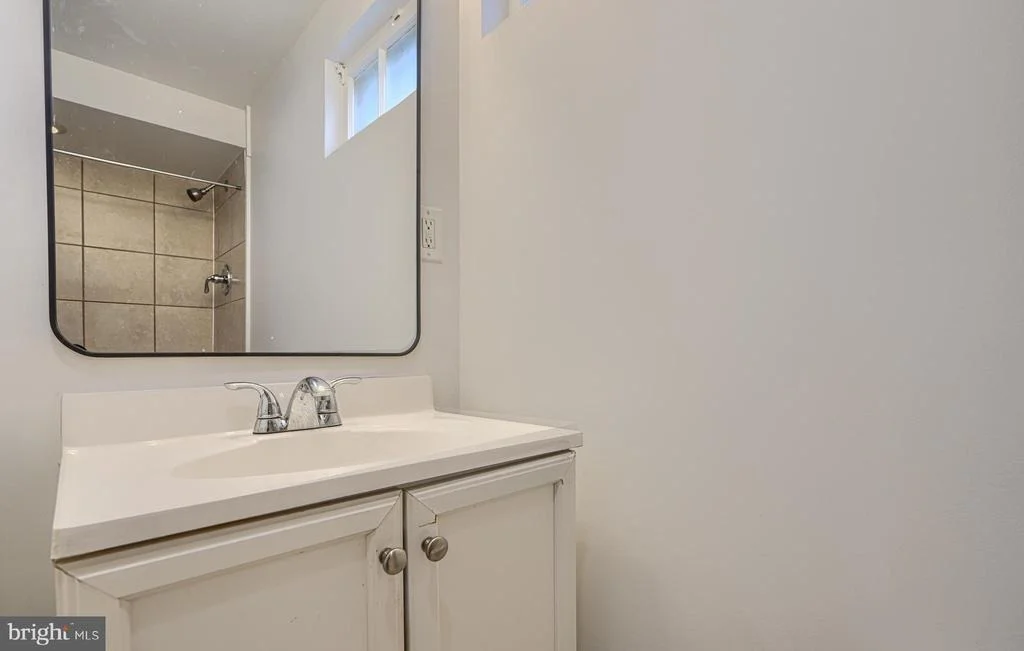 Photo of 2421 FOREST GREEN ROAD