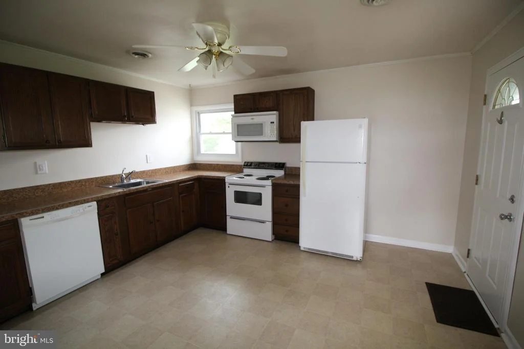 Photo of 315 THOMAS AVENUE