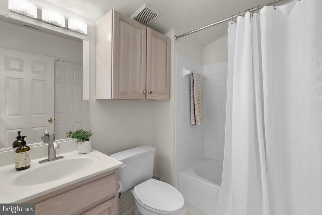 Photo of 353 ALFANDRE MEWS