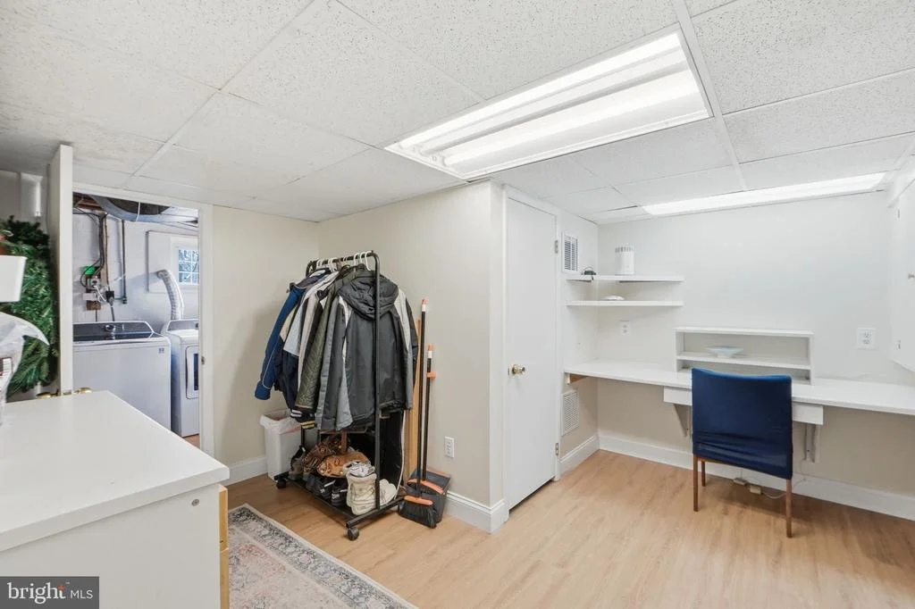 Photo of 2406 CHURCHILL ROAD
