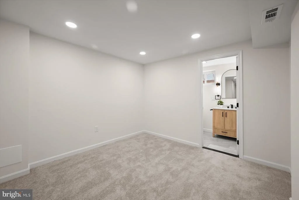 Photo of 8475 BYRD ROAD