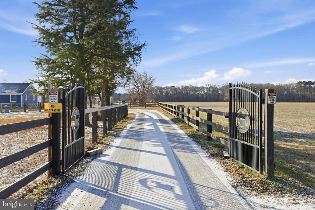 Photo of 20915 DOVER BRIDGE ROAD