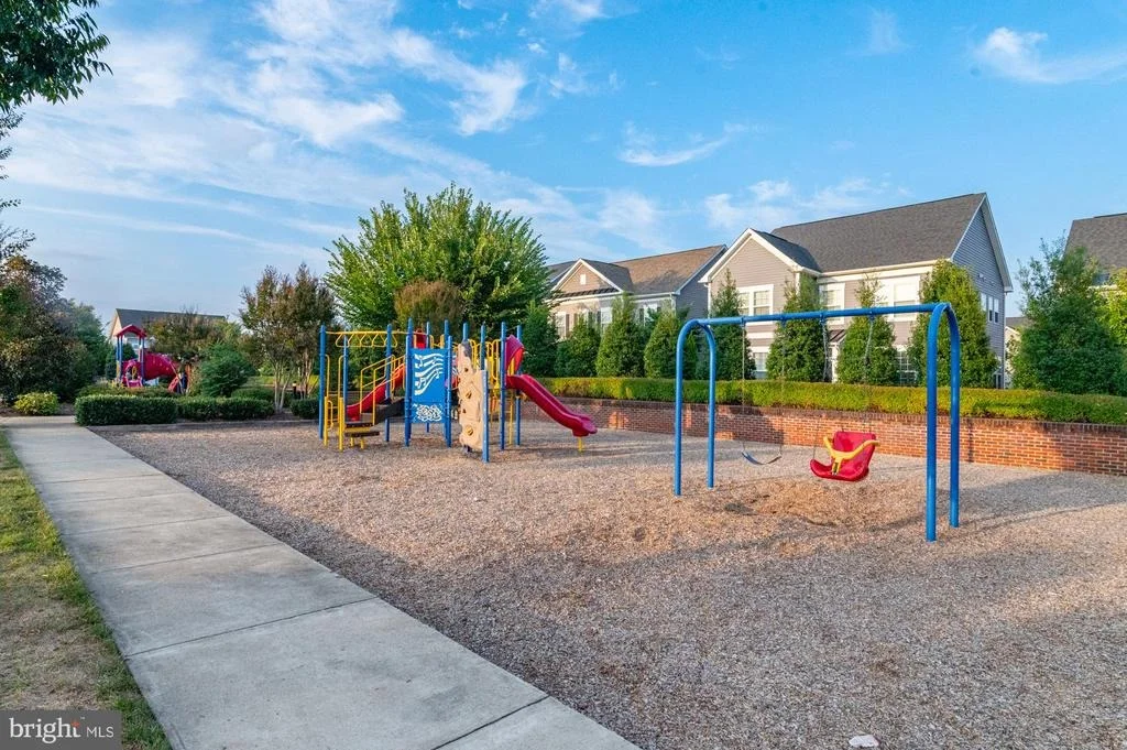 Photo of 1113 LONG FARM CIRCLE