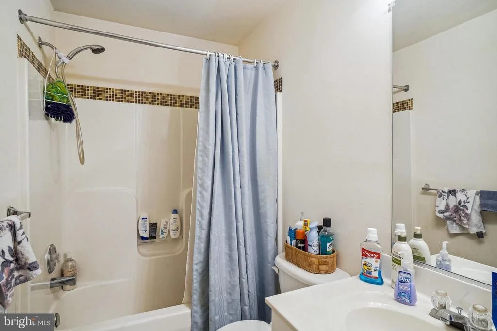 Photo of 234 SHANNONBROOK LANE