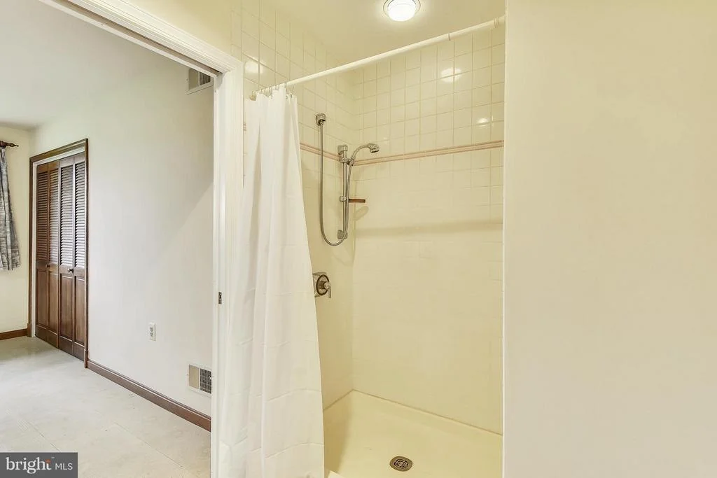 Photo of 10226 PARKMAN ROAD