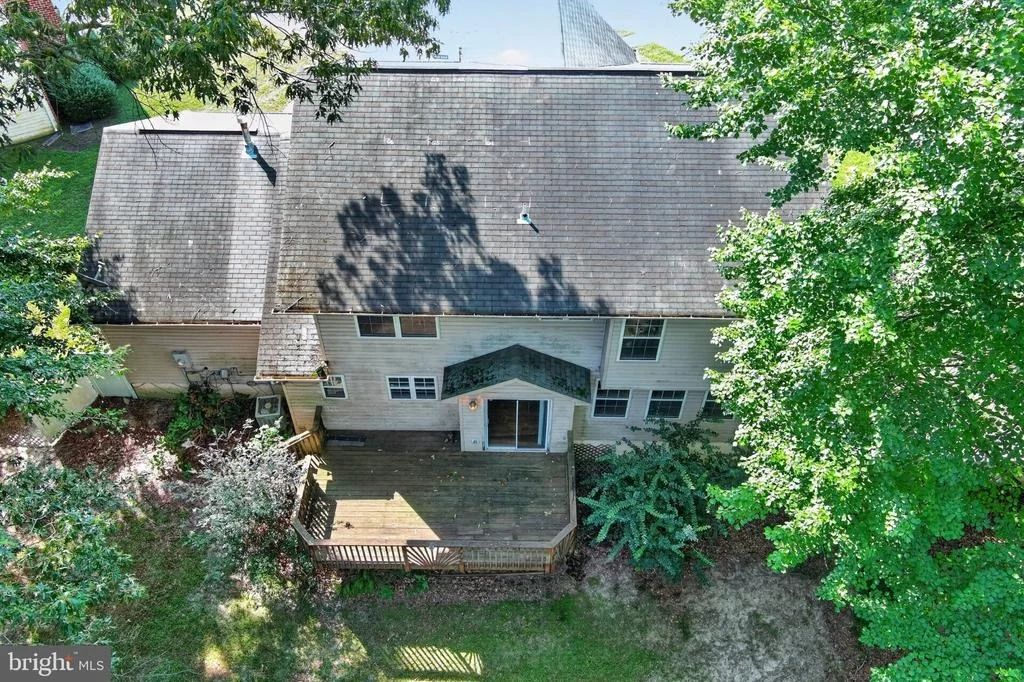 Photo of 9109 HELMSLEY DRIVE