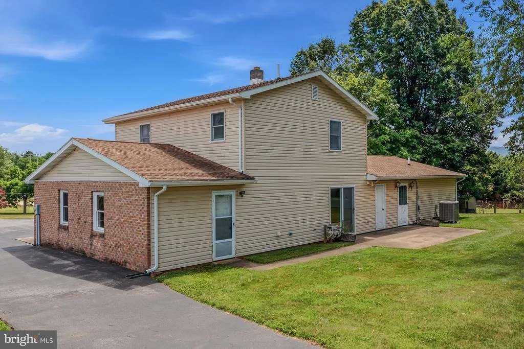 Photo of 11728 WHITE HALL ROAD