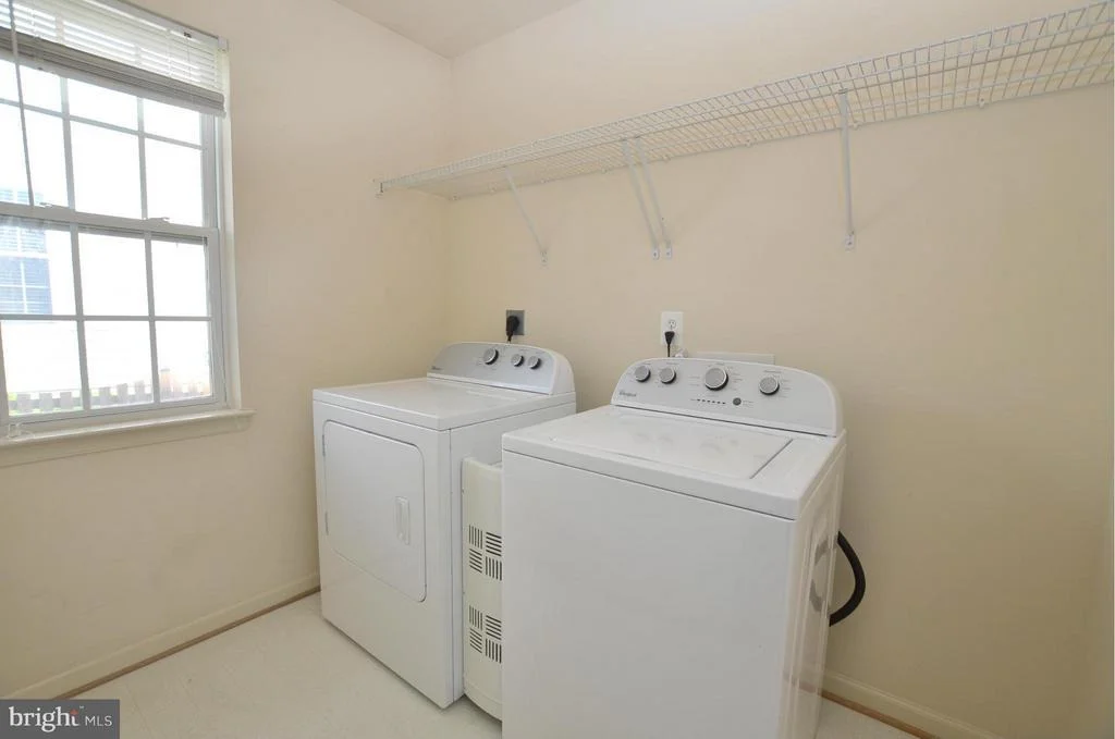 Photo of 11918 MOLLY PITCHER CIRCLE