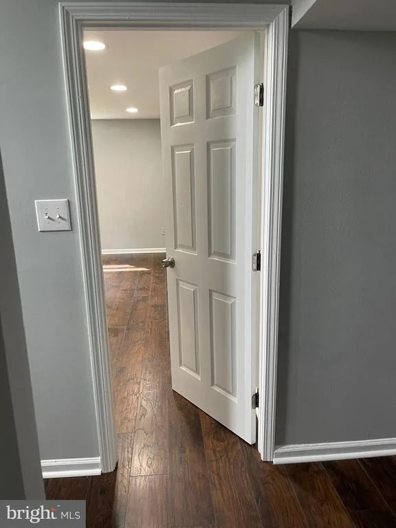Photo of 610 W NETTLE TREE ROAD