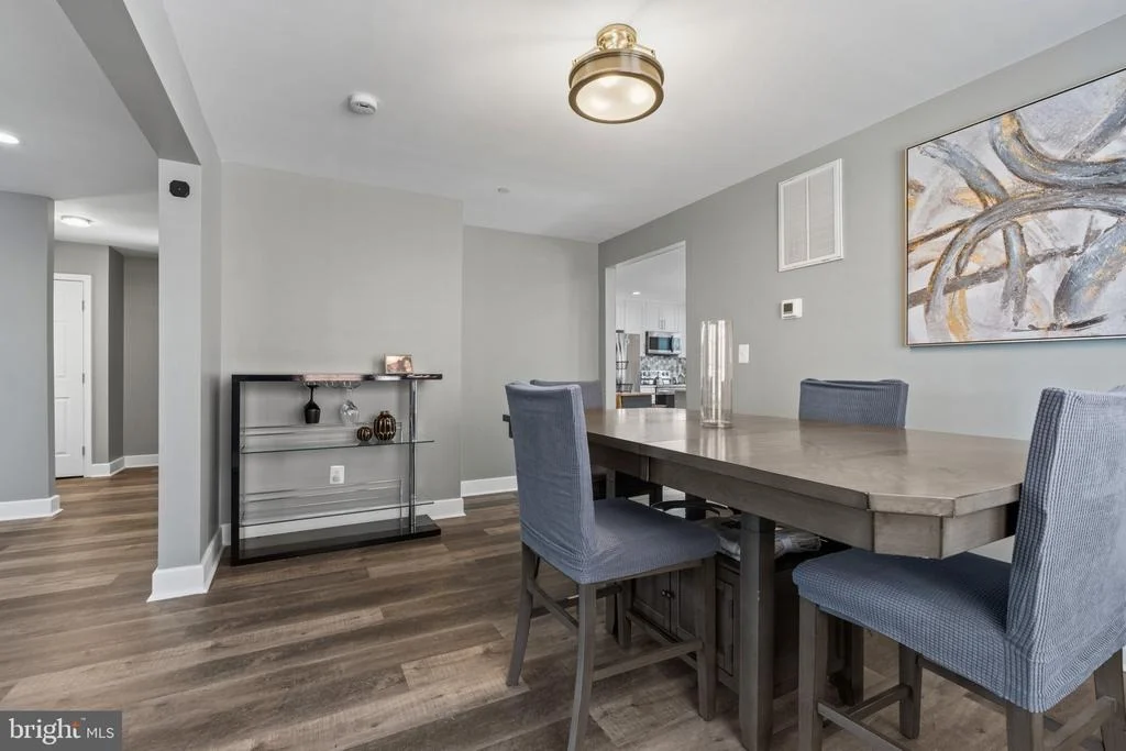 Photo of 209 W EDGEVALE ROAD