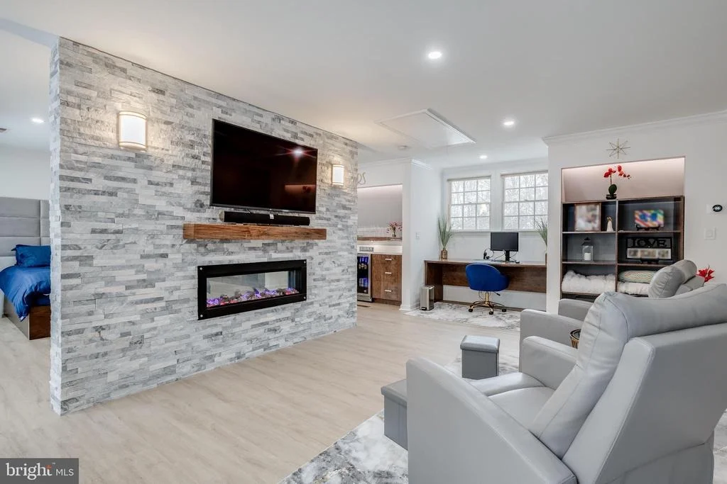 Photo of 10701 MILLER ROAD