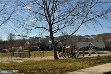 Photo of Unit 1C at 2402 ELLSWORTH WAY