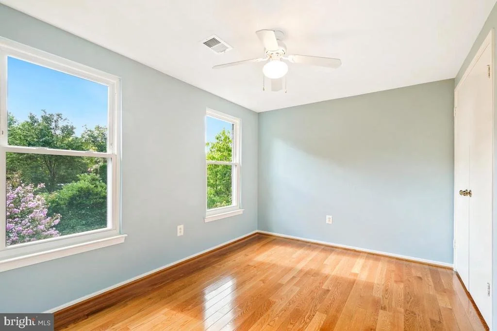 Photo of 14652 WOONSOCKETT DRIVE