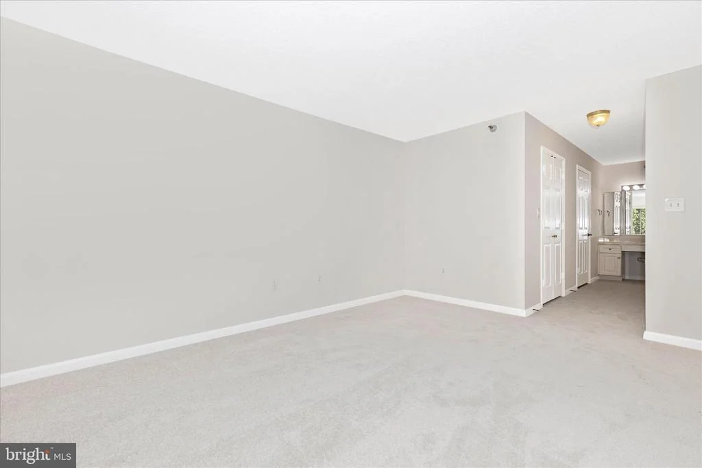Photo of Unit 309 at 14809 PENNFIELD CIRCLE