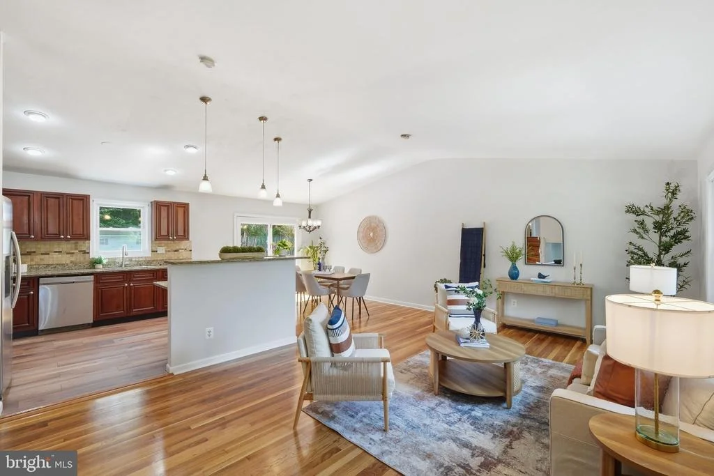 Photo of 2704 WELLER ROAD