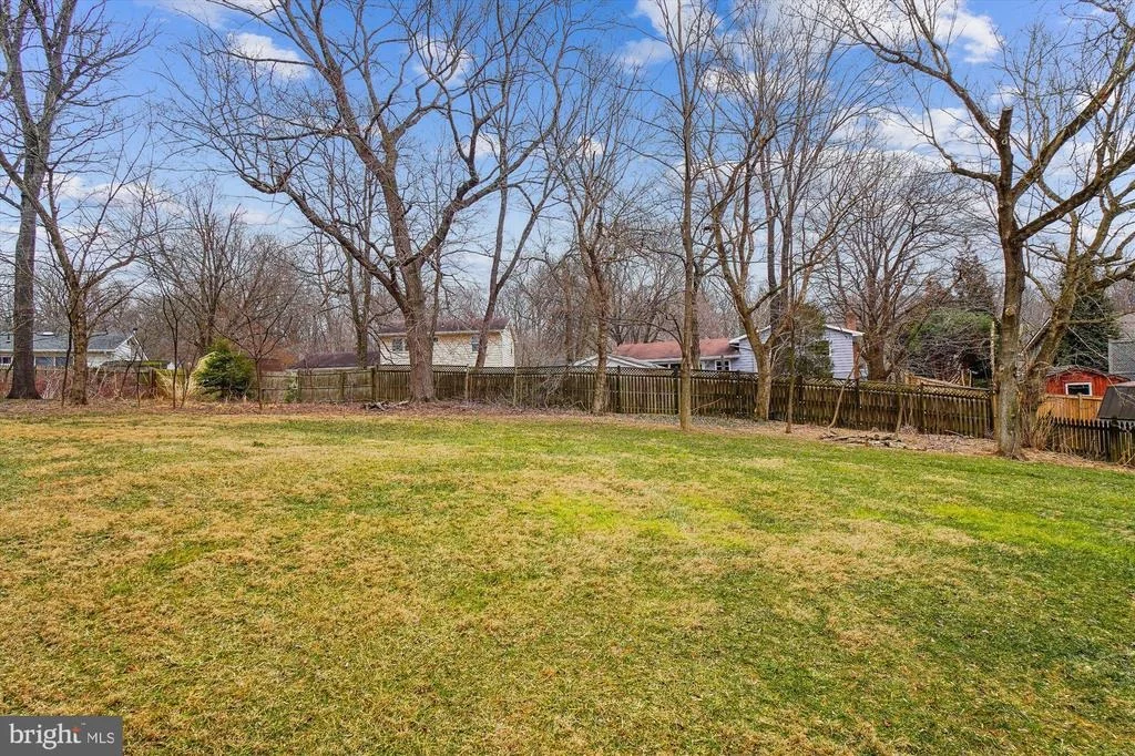 Photo of 19005 HIGH POINT DRIVE