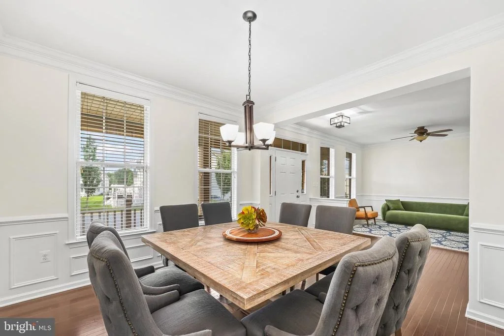 Photo of 43245 BARNSTEAD DRIVE
